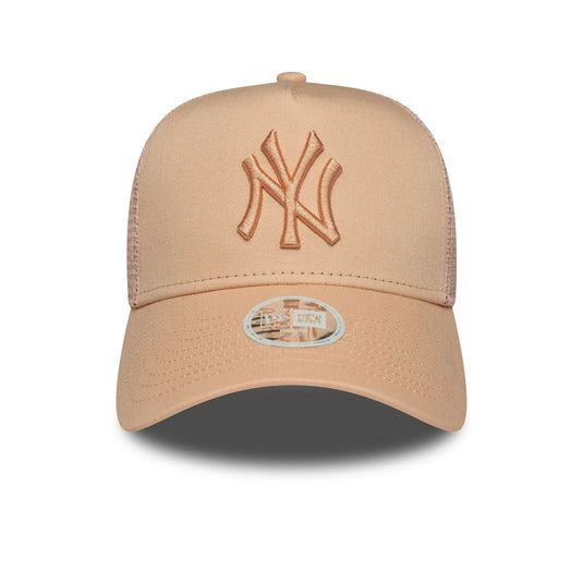 Gorra New Era Yankees  MLB League Essential 9FORTY A-Frame Trucker Mujer Naranja Pastel