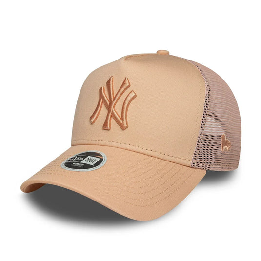 Gorra New Era Yankees  MLB League Essential 9FORTY A-Frame Trucker Mujer Naranja Pastel