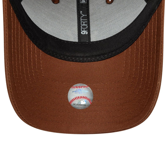 Gorra New Era MLB Homefield New York Yankees 9FORTY Trucker Marrón