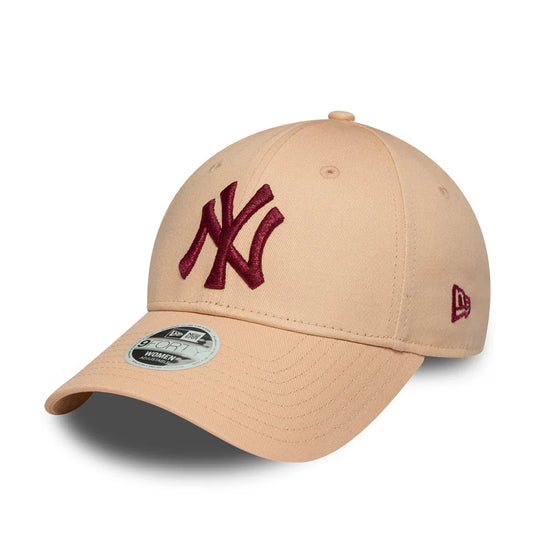 Gorra New York Yankees MLB Metallic Logo 9FORTY Mujer Rosa Pastel