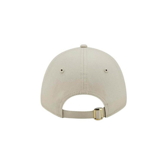 Gorra New Era New York Yankees Metallic Logo 9FORTY Beige Mujer