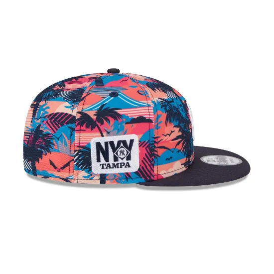 Imagen de Gorra New York Yankees MLB Spring Training Fan Pack 2025 Print 9FIFTY Snapback Talla OSFM